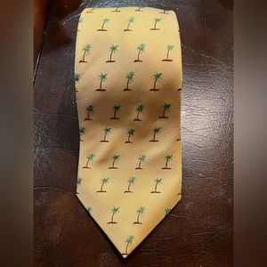 Tommy Bahama Mustard Yellow With Palm Trees All‎ Over 100% Silk Neck Tie